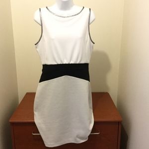 Jennifer Lopez Sleeveless Dress | 12